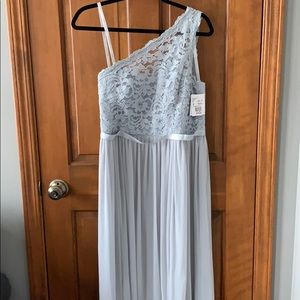 ⚡️NWT DAVIDS BRIDAL LACE BRIDESMAID DRESS
